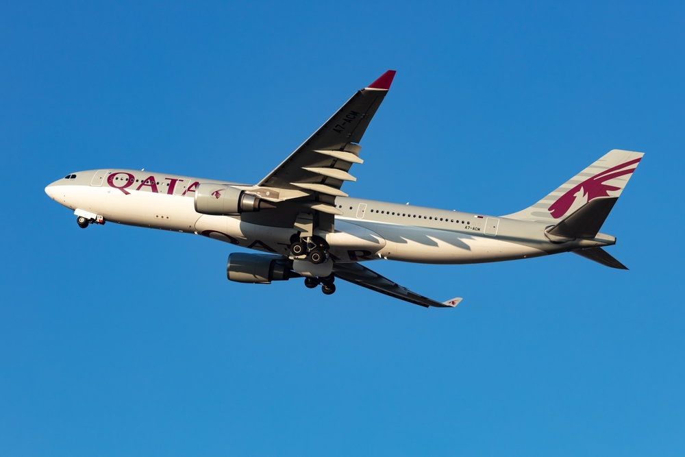 カタール航空 エアバスA330-200 1：200 AACO | Qatar Airways receives one A330-200 in August 2025