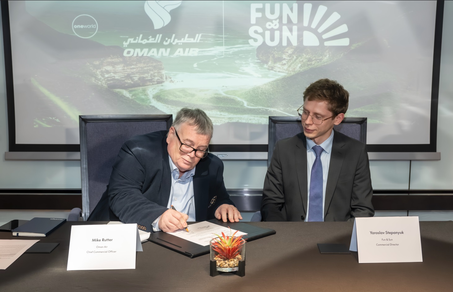Oman Air and Fun & Sun formalize strategic partnership to expand Russia–Salalah connectivity
