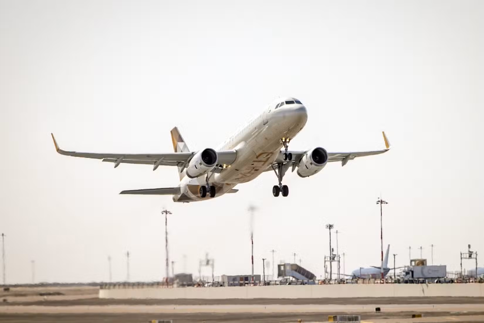 Etihad Airways resumes Abu Dhabi-Kabul service
